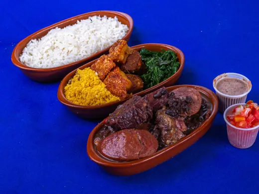 Feijoada gorda ou magra do Restaurante do Baleia